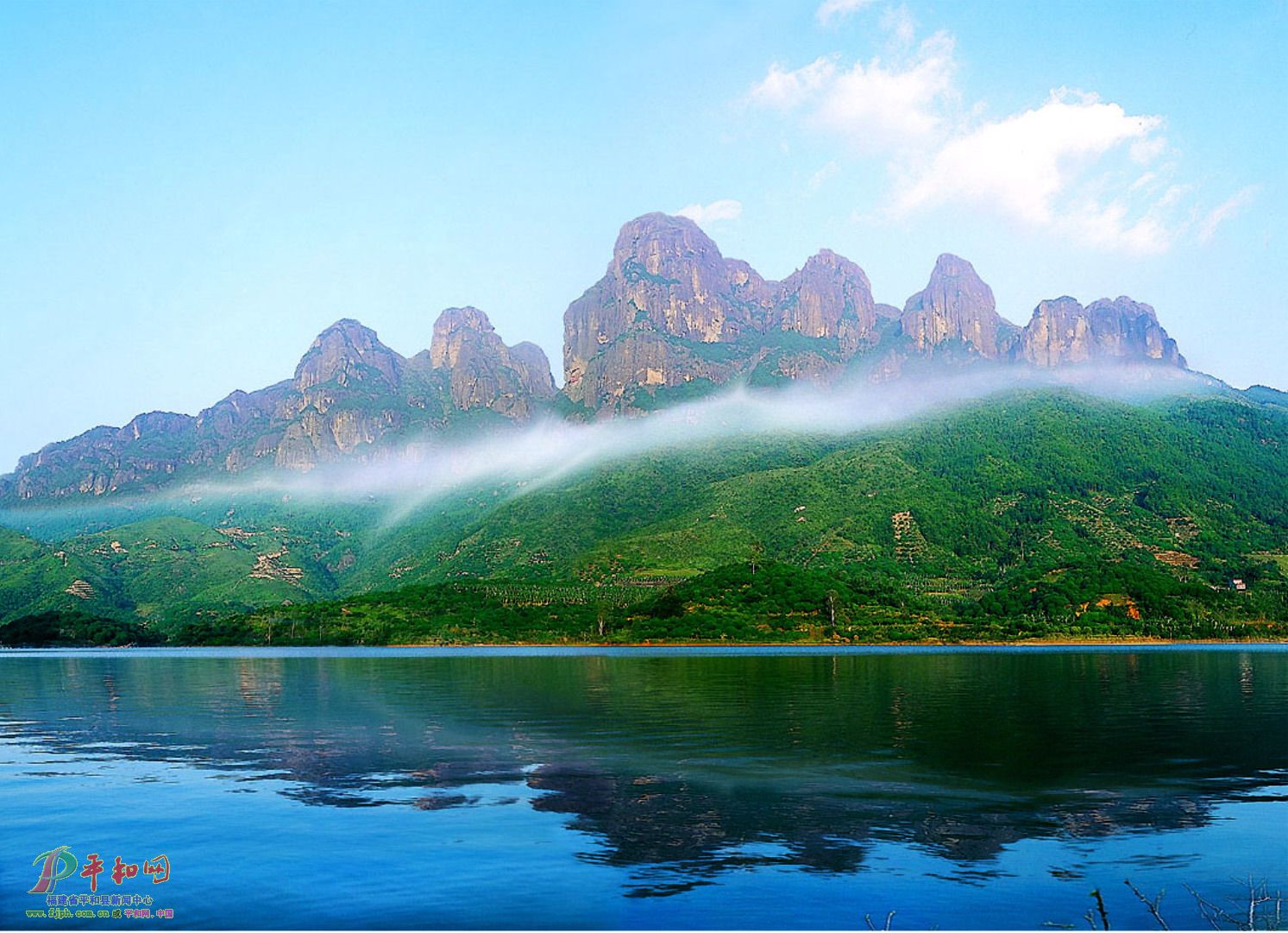 靈通山全景