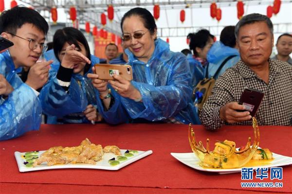 兩岸廚師烹飪大賽比拼客家美食