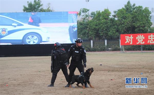 福建警方：沙場冬點兵　礪劍護安寧