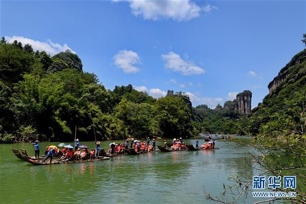 盛夏武夷山 暢游九曲溪