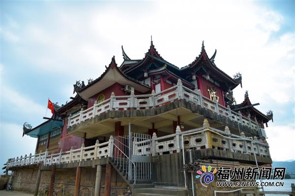 水中“小金山”——金山寺