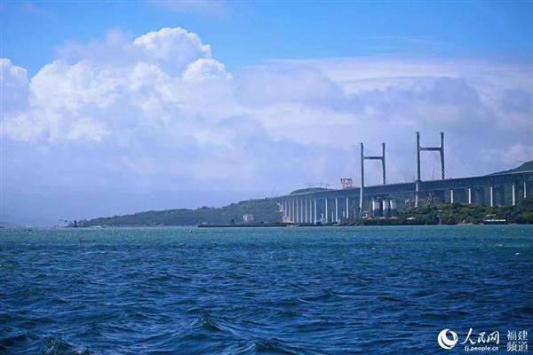 跨越海峽的世界級橋梁：平潭海峽公鐵兩用大橋