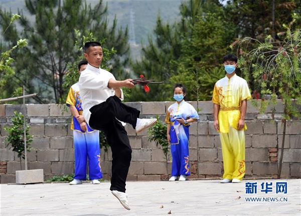 福建連城：農家院里的“武林盛會”