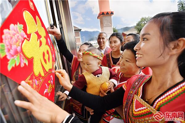 福建：確保老區(qū)蘇區(qū)在全面建成小康社會進(jìn)程中一個(gè)都不掉隊(duì)