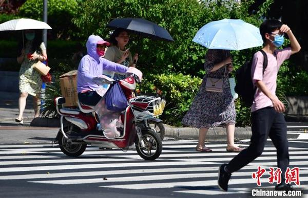 福建開啟“炙烤”模式 繼續(xù)發(fā)布高溫橙色預(yù)警信號