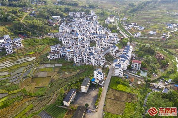 蕉城北山村：新房林立 村民富裕