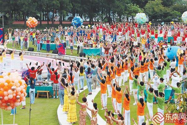 中央廣播電視總臺慰問演出走進寧德南岸公園