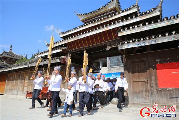 【喜迎十九大·文脈頌中華】73歲非遺傳承人：文化自信讓民族自豪感“滿(mǎn)格”