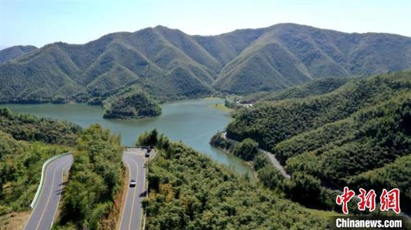 【中國這十年】“帳篷”撐起共富路浙北昔日窮山村成長三角絕美露營地